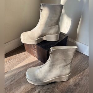 Lisa Says Gah Chloe Platform Boot